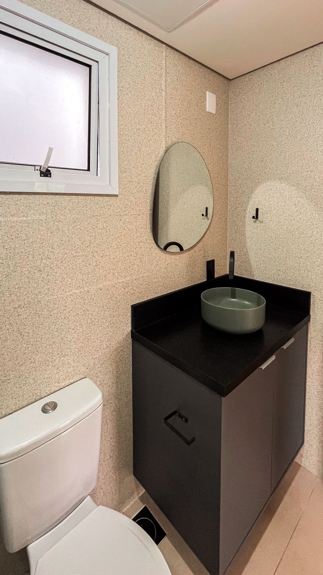 Apartamento no Lorenzo com 2 Dormitórios e Suíte - Foto 10