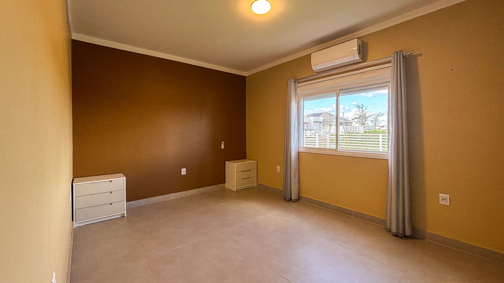 Casa plana  com 3 dorm 1 suíte amplo pátio com piscina - Foto 4