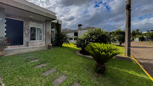 Casa no Country com 3 suítes e amplo pátio  - Foto 3