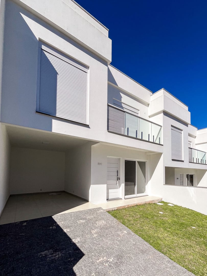 Triplex de 2 dormitórios no Bonfim com pátio