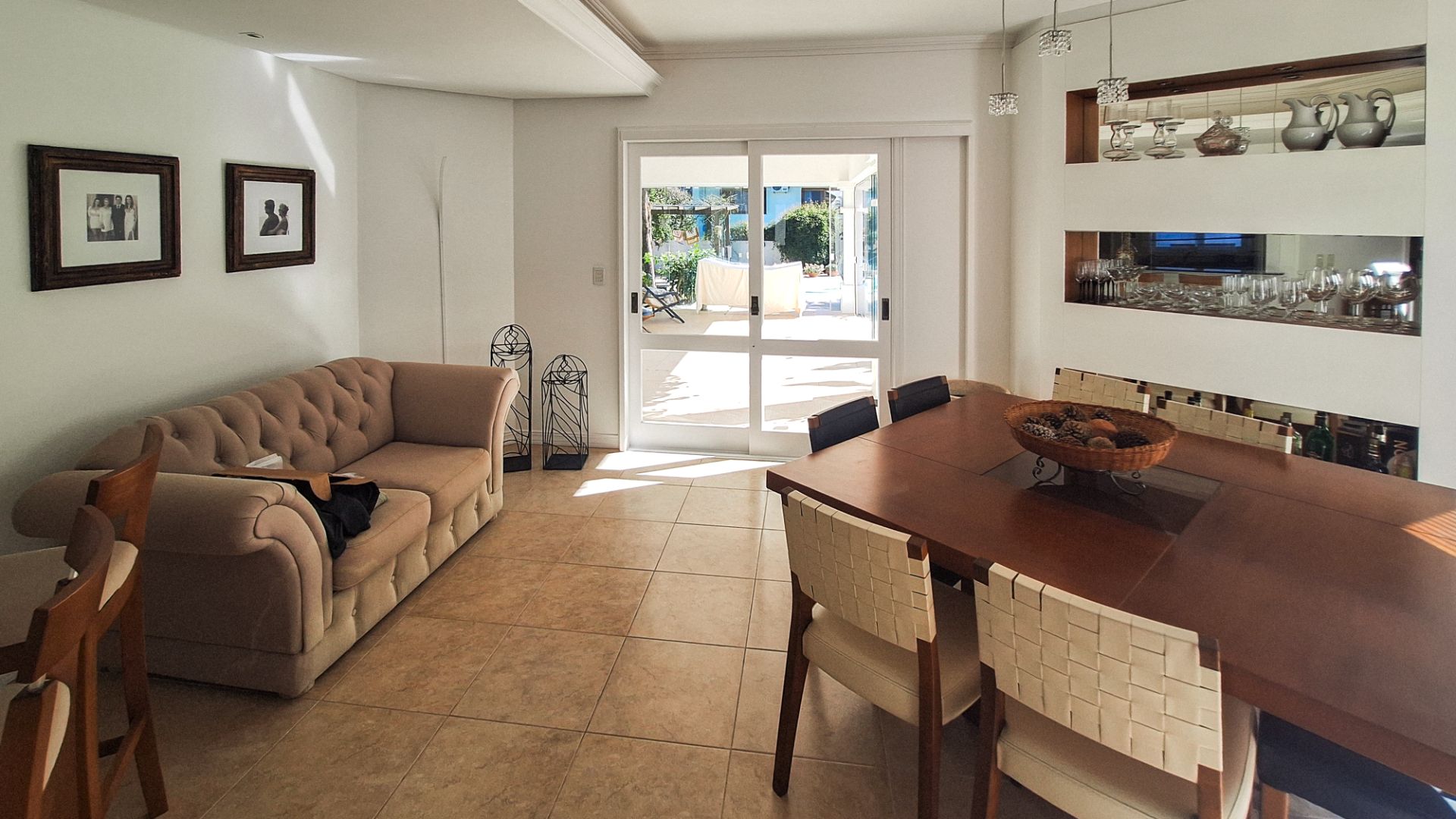 Casa no Santo Inácio com 3 dormitórios e pátio com piscina - Foto 9