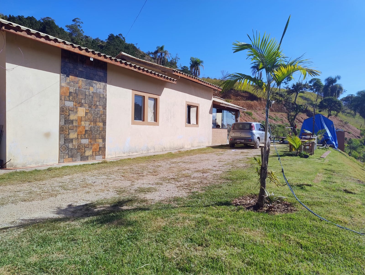 Chácara com 2 dorms, Dona Catarina, Mairinque - R$ 380 mil, Cod: CH-1033