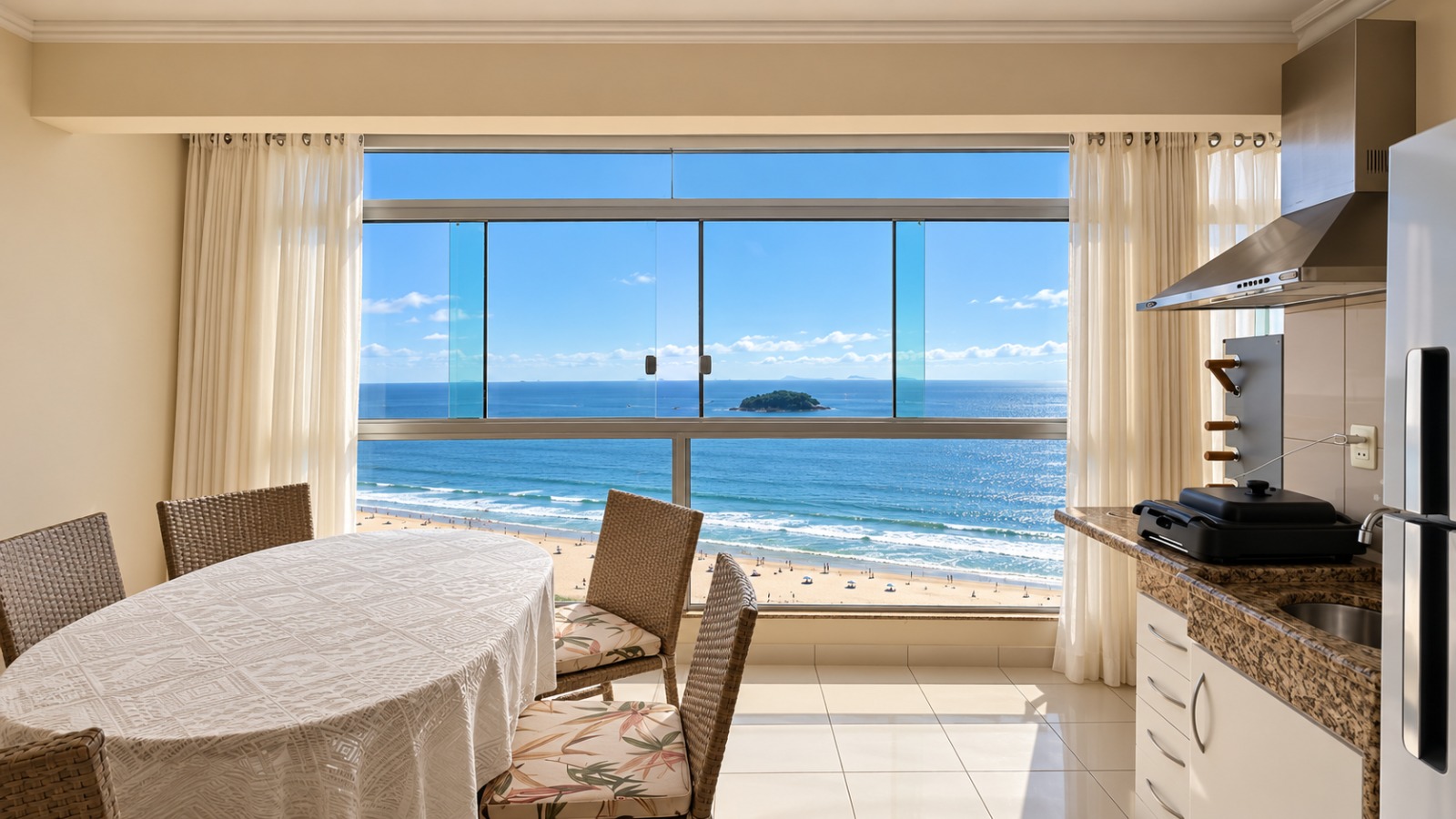 Apartamento Frente Mar no Edifício Aldebaran