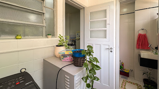 Apartamento no Centro com 2 dormitórios e 2 vagas de garagem - Foto 12