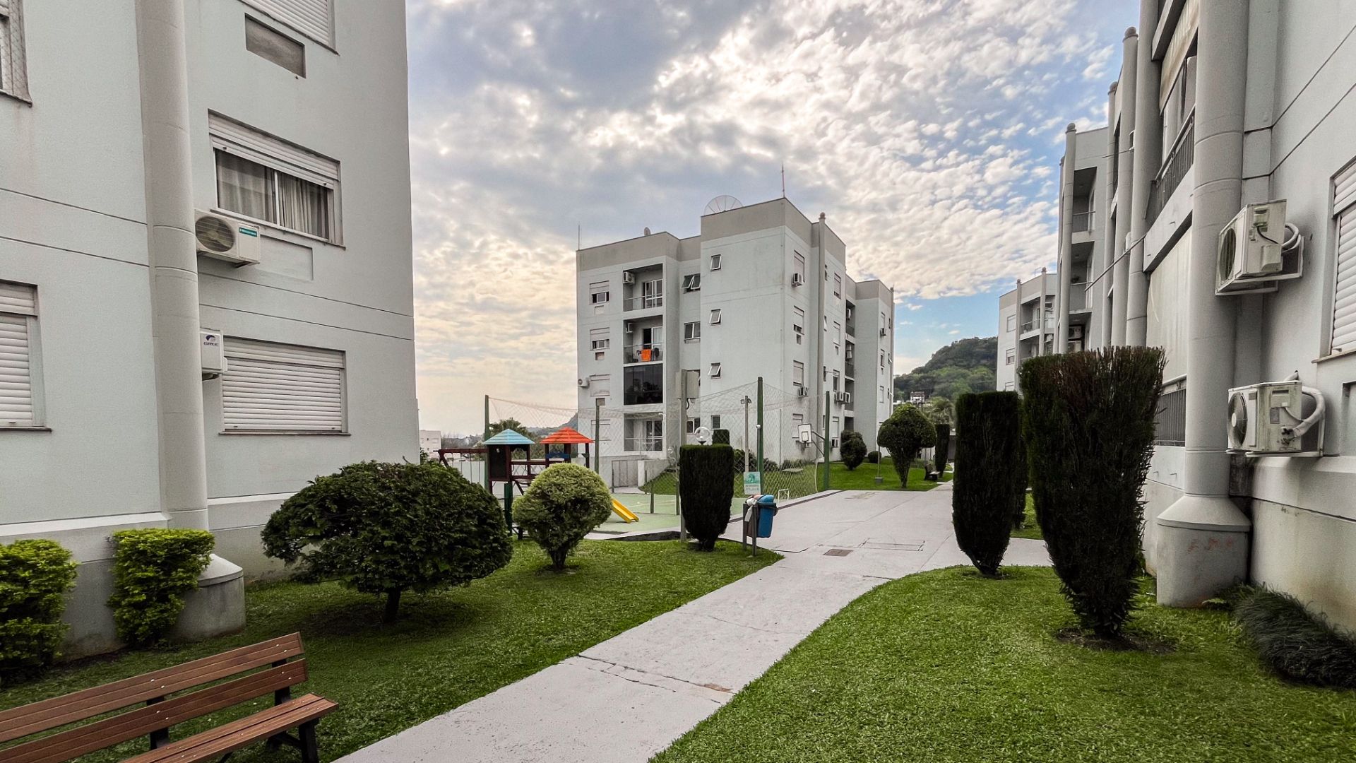 Apartamento no Higienópolis com 3 Dormitórios e sacada - Foto 16
