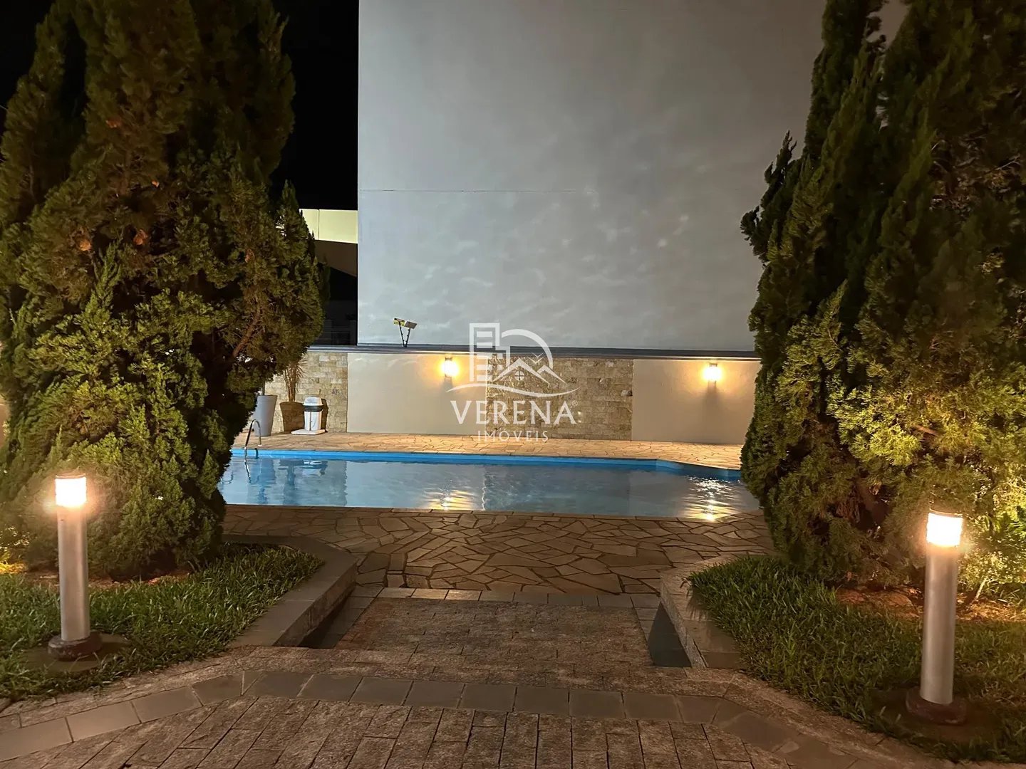 COBERTURA NO CENTRO COM 03 SUÍTES E PISCINA - Foto 18