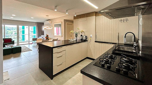 Apartamento mobiliado com 3 suítes no Parque Europa. - Foto 4