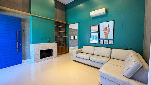 Casa no Jardim Europa com 3 dormitórios, Suíte e Piscina