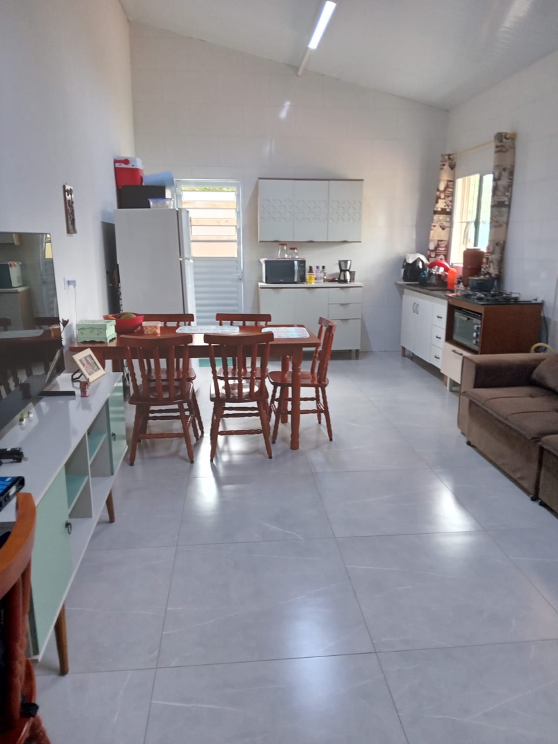 Casa à Venda em  Mairinque - R$ 220 mil, Cod: CO-1428