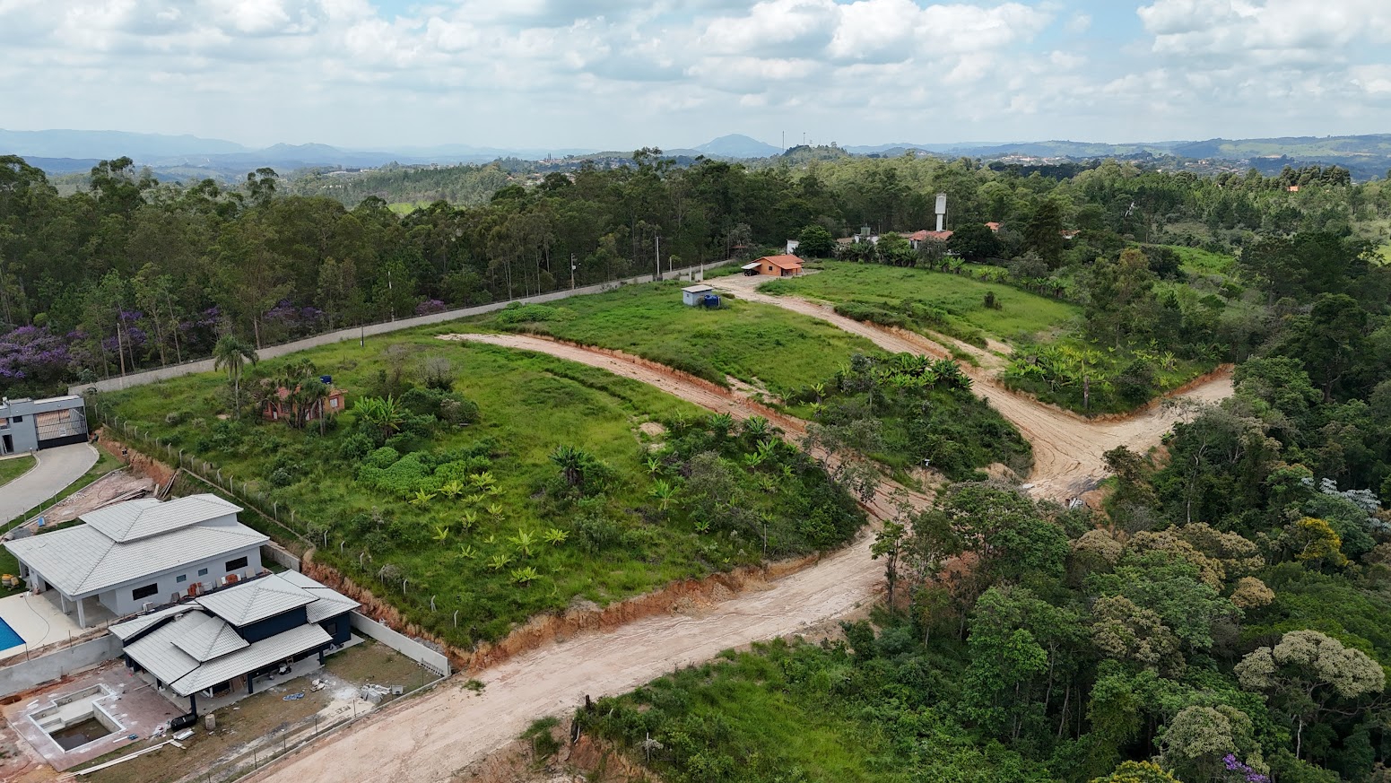 Terreno de Condomínio - Mairinque - R$ 250 mil, Cod: TE-483