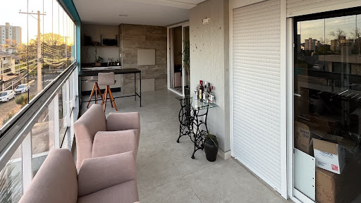 Apartamento no Santo Inácio com 3 dormitórios e área gourmet - Foto 5