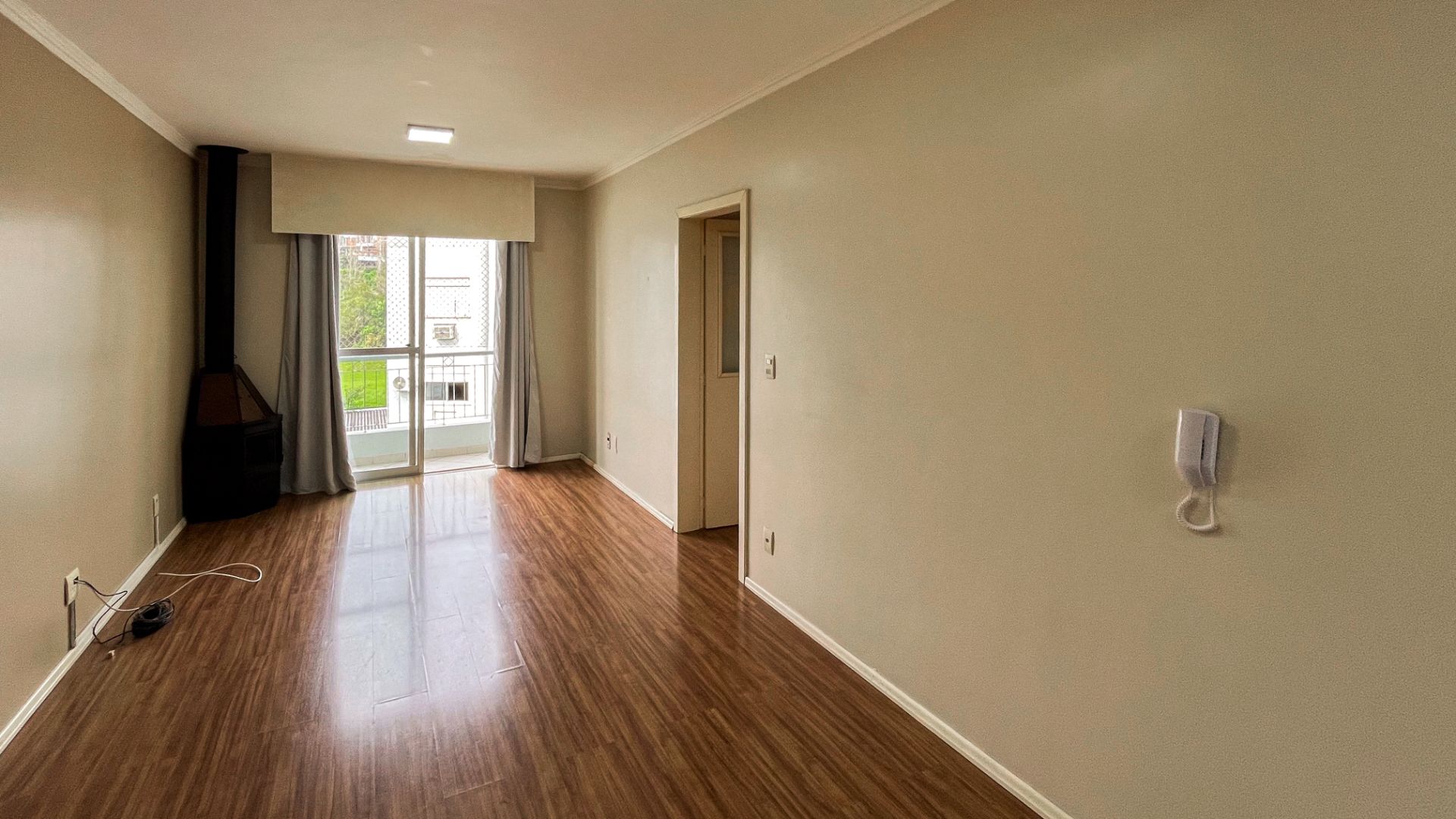 Apartamento no Higienópolis com 3 Dormitórios e sacada - Foto 5