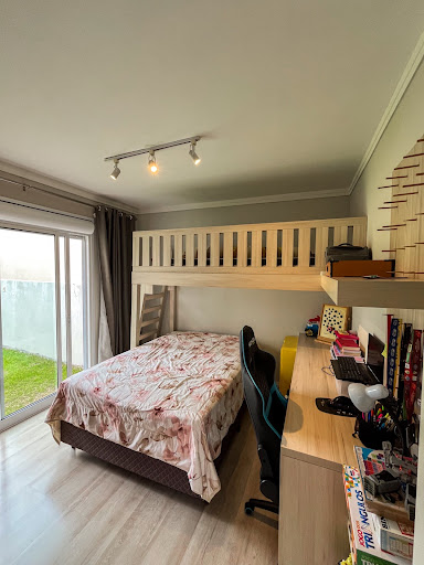 Casa no Santo Inácio com 4 dormitórios, 3 Suítes e Piscina - Foto 24