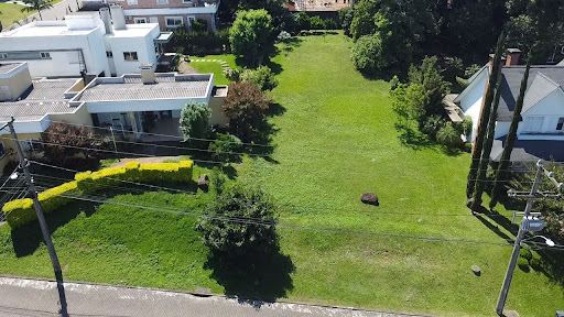 Terreno no condomínio Reserva dos Pássaros com 931m²  - Foto 3