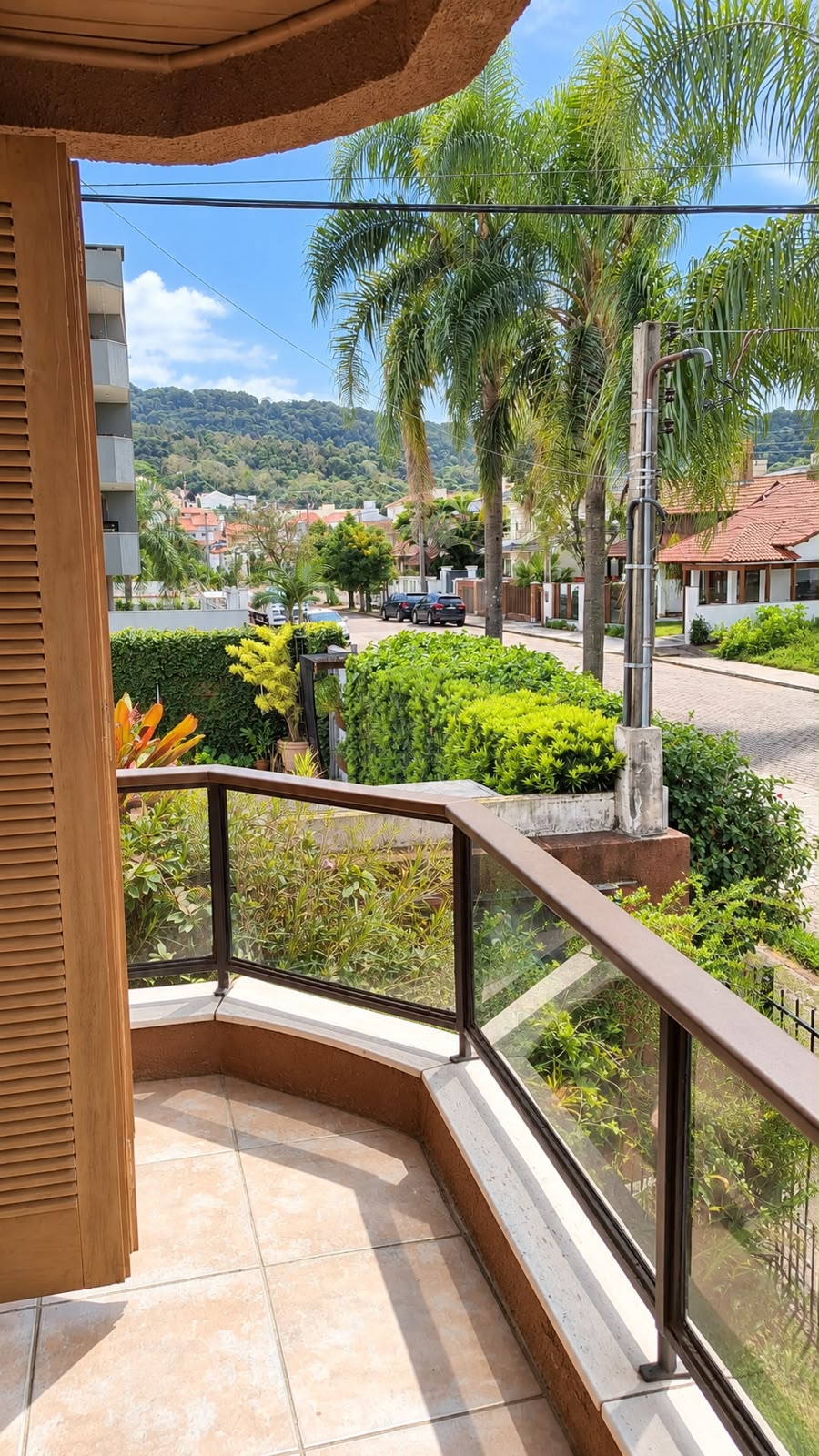 Duplex no Santo Inácio com 3 dormitórios e pátio amplo - Foto 18