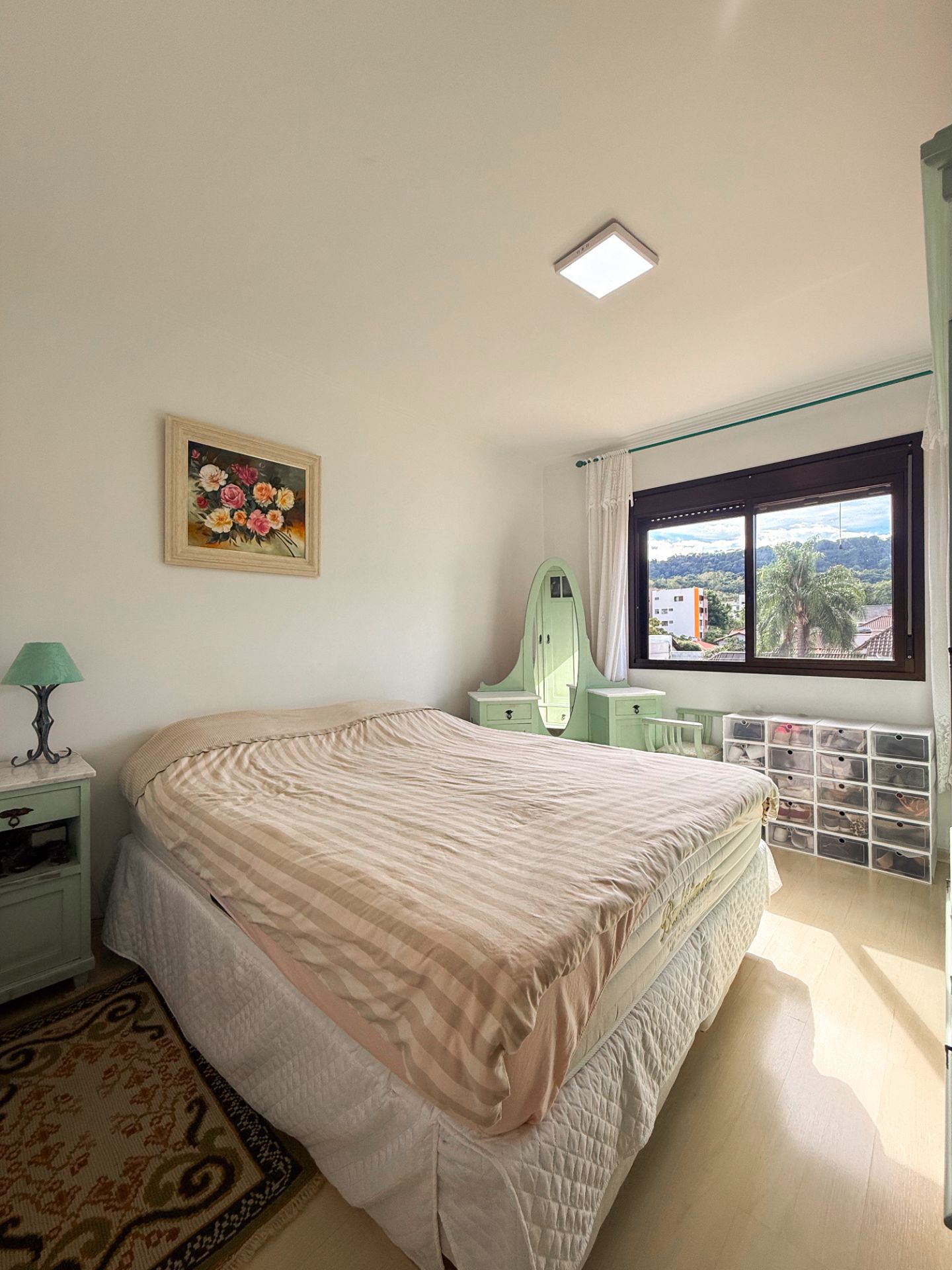 Apartamento no Santo Inácio com 3 dormitórios e sala ampla - Foto 13