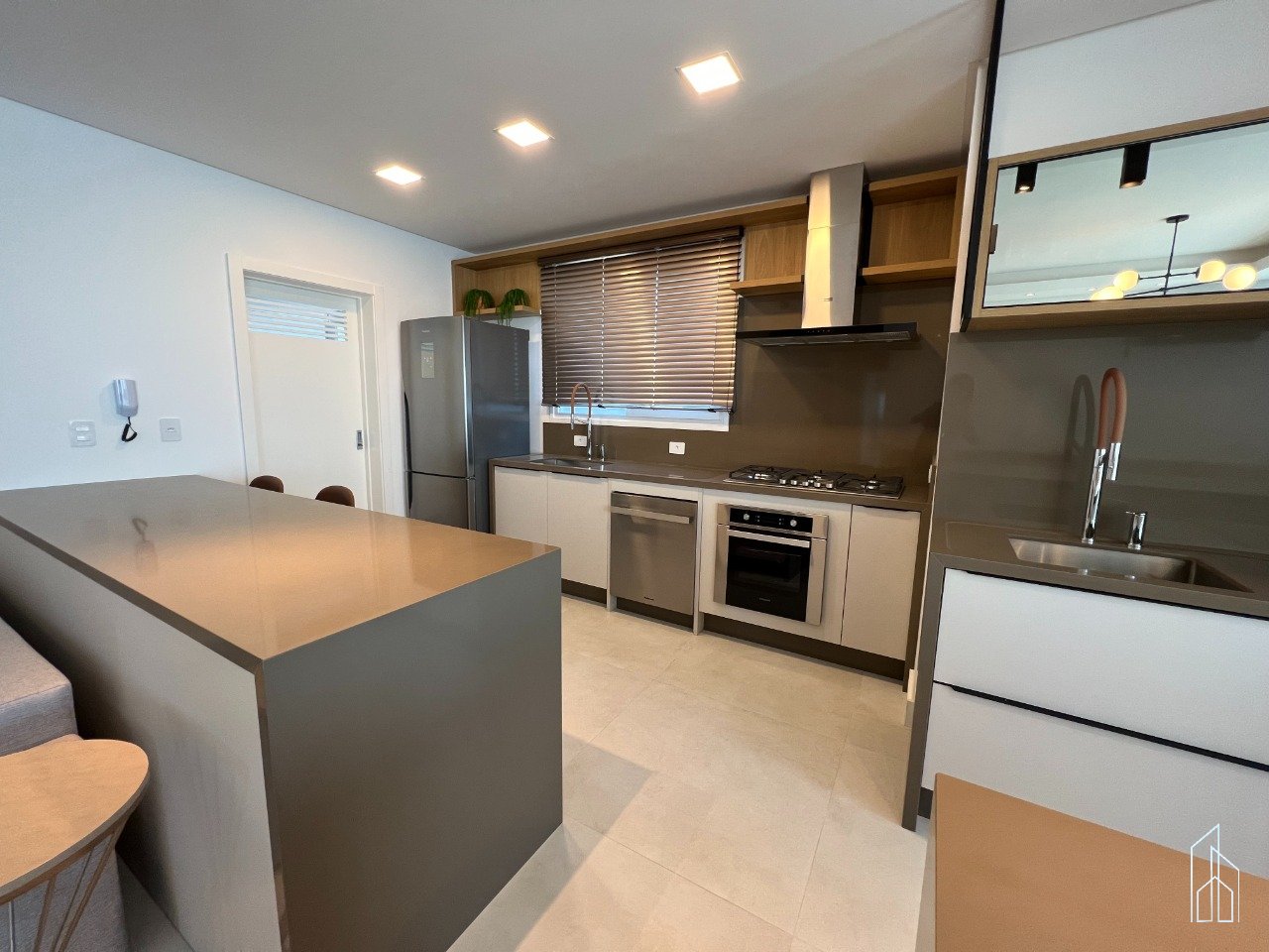 Apartamento no Edifício Camboas Residence à venda no centro de Balneário Camboriú — foto 4