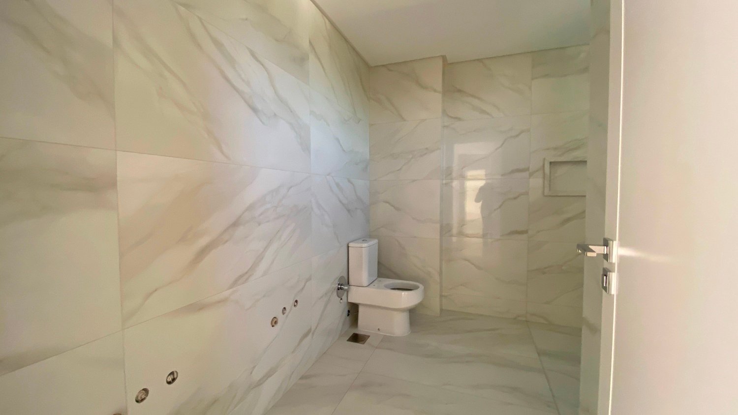 Apartamento no Edifício Pharos à venda no centro de Balneário Camboriú — foto 12
