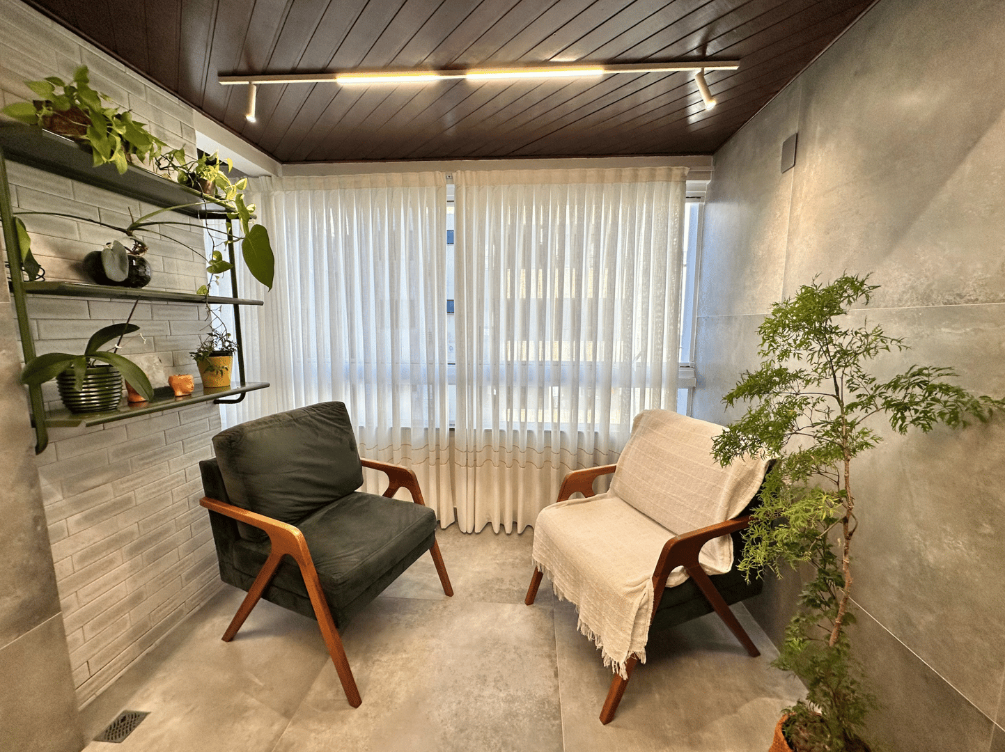 Apartamento Mobiliado no Edifício Vale do Reno à venda no centro de Balneário Camboriú — foto 4