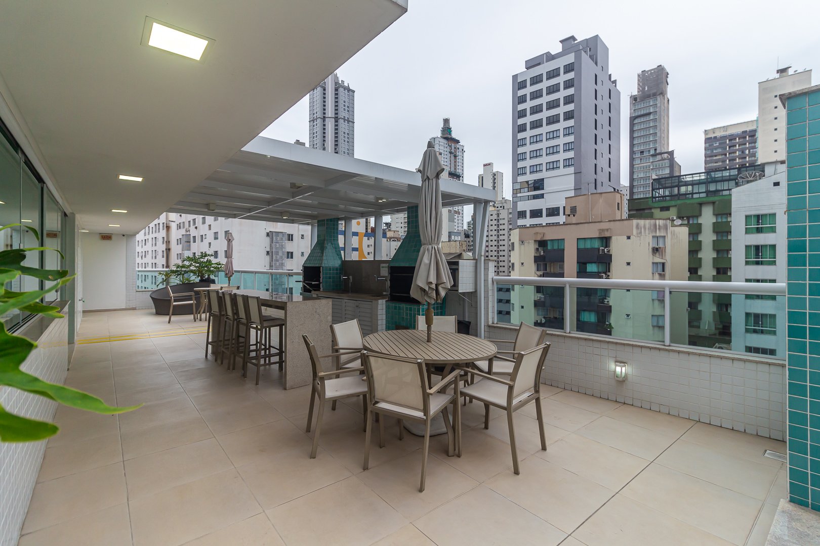 Apartamento Mobiliado no Edifício Mandala à venda no centro de Balneário Camboriú — foto 25