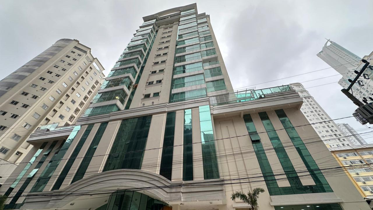 Cobertura Duplex  no Edifício Solar Di Veneza  à venda em Balneário Camboriú — foto 23
