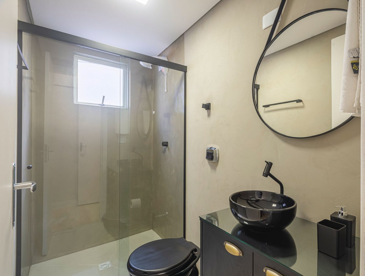Apartamento Mobiliado no Edifício Residencial Amazonas à venda no centro de Balneário Camboriú — foto 16