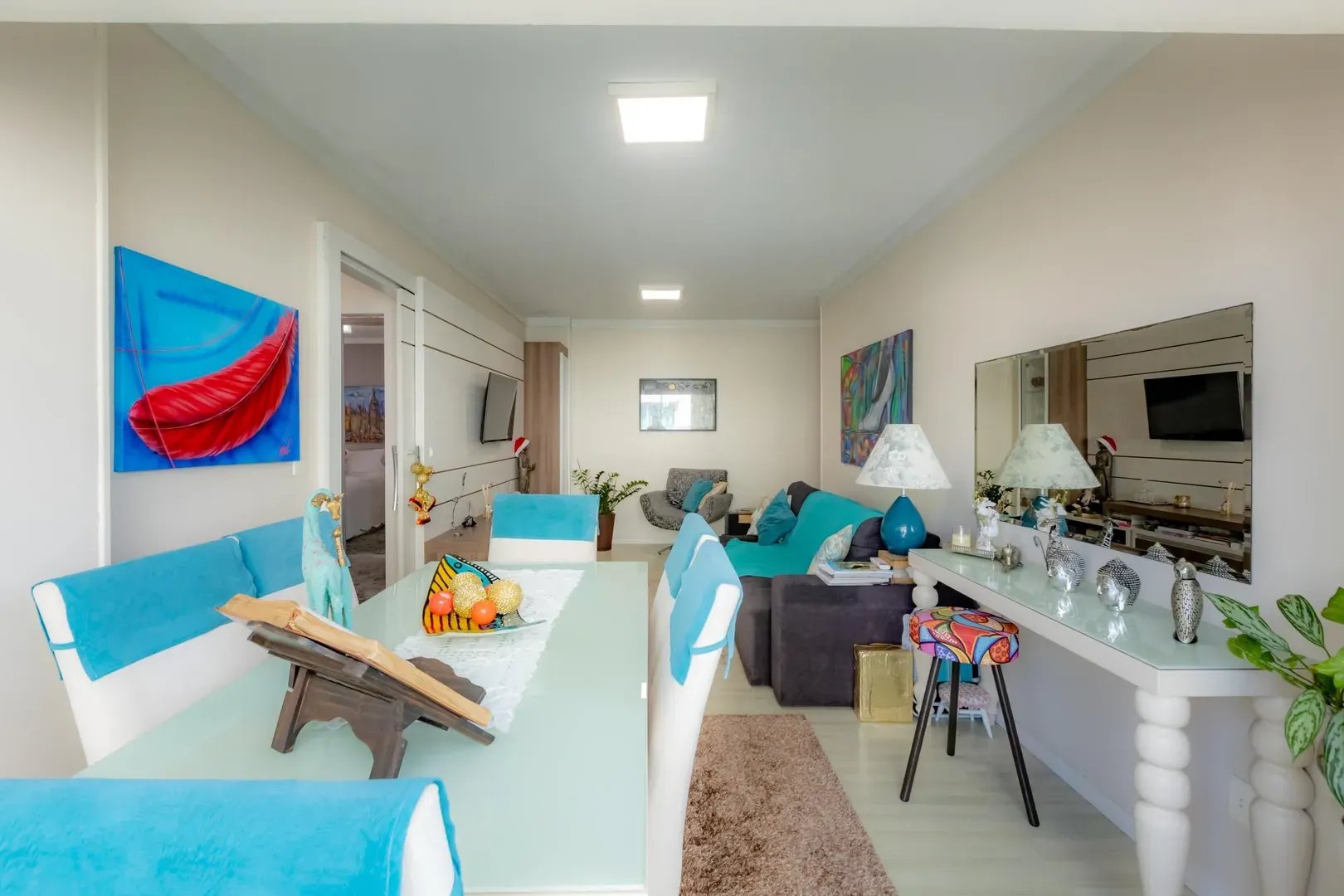 Apartamento Quadra Mar no Edifício Guarapari à venda no centro de Balneário Camboriú — foto 3