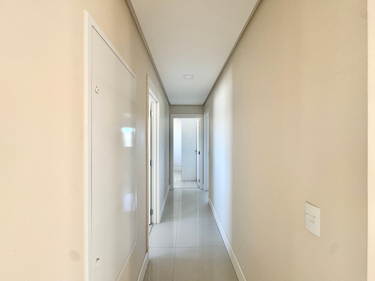Apartamento no Edifício Alameda Jardins à venda no centro de Balneário Camboriú — foto 33