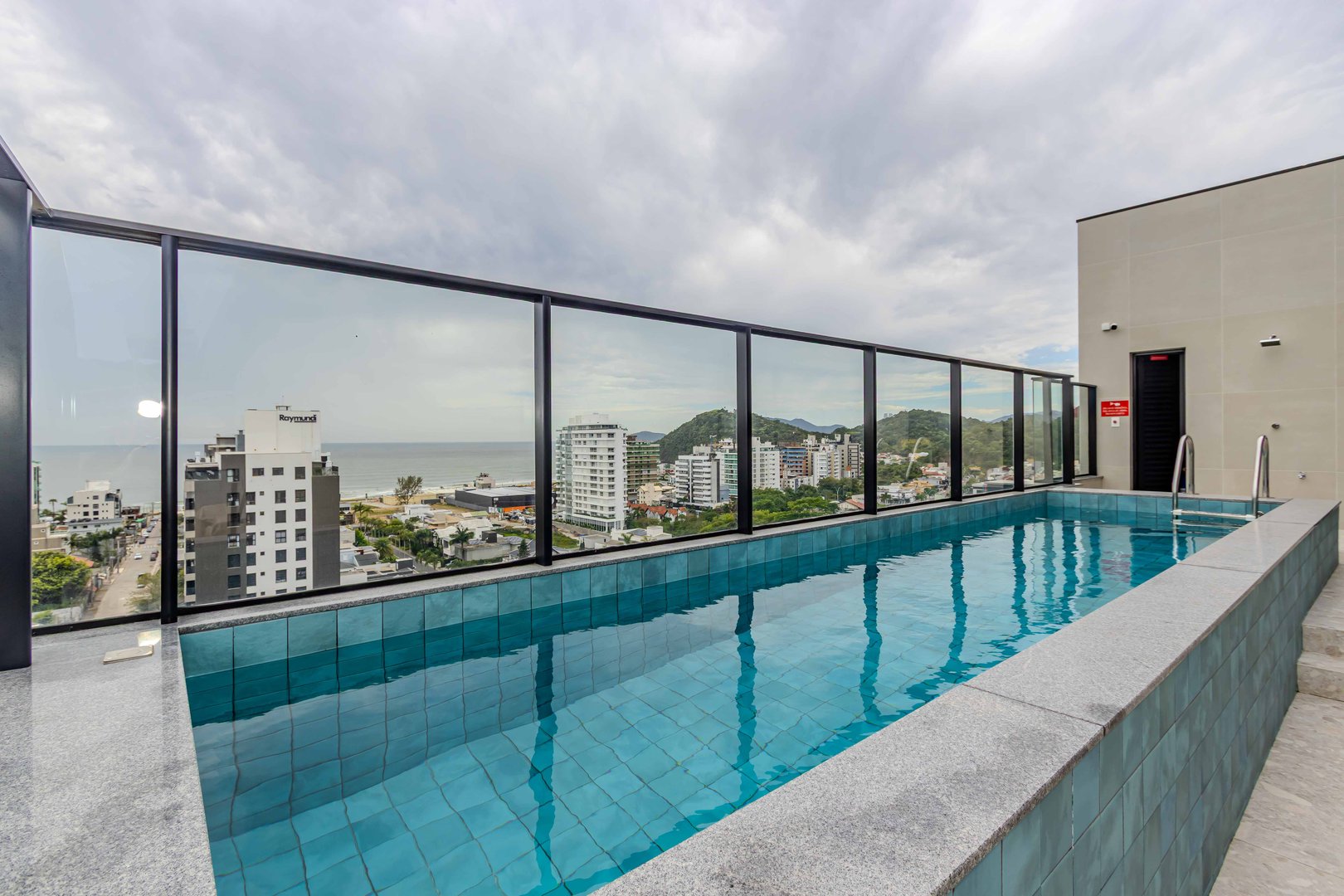 Apartamento no Edifício Dusseldorf à venda na Praia Brava — foto 47