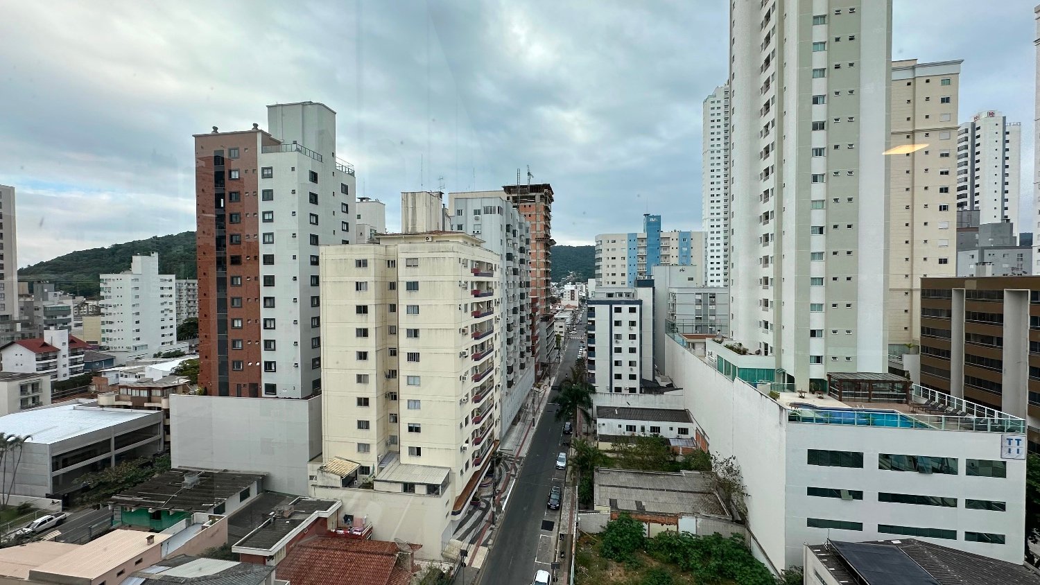 Apartamento na Edifício Farol Ilha da Paz à venda no centro de Balneário Camboriú — foto 6