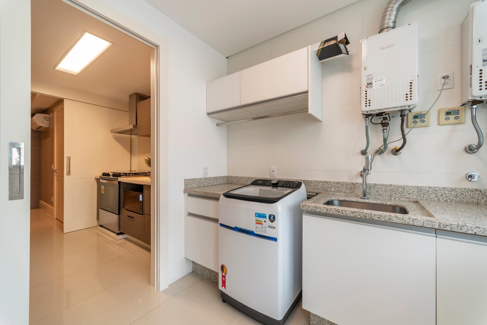 Apartamento no Edifício Metrópolis á Venda no Centro de Balneário Camboriú — foto 30