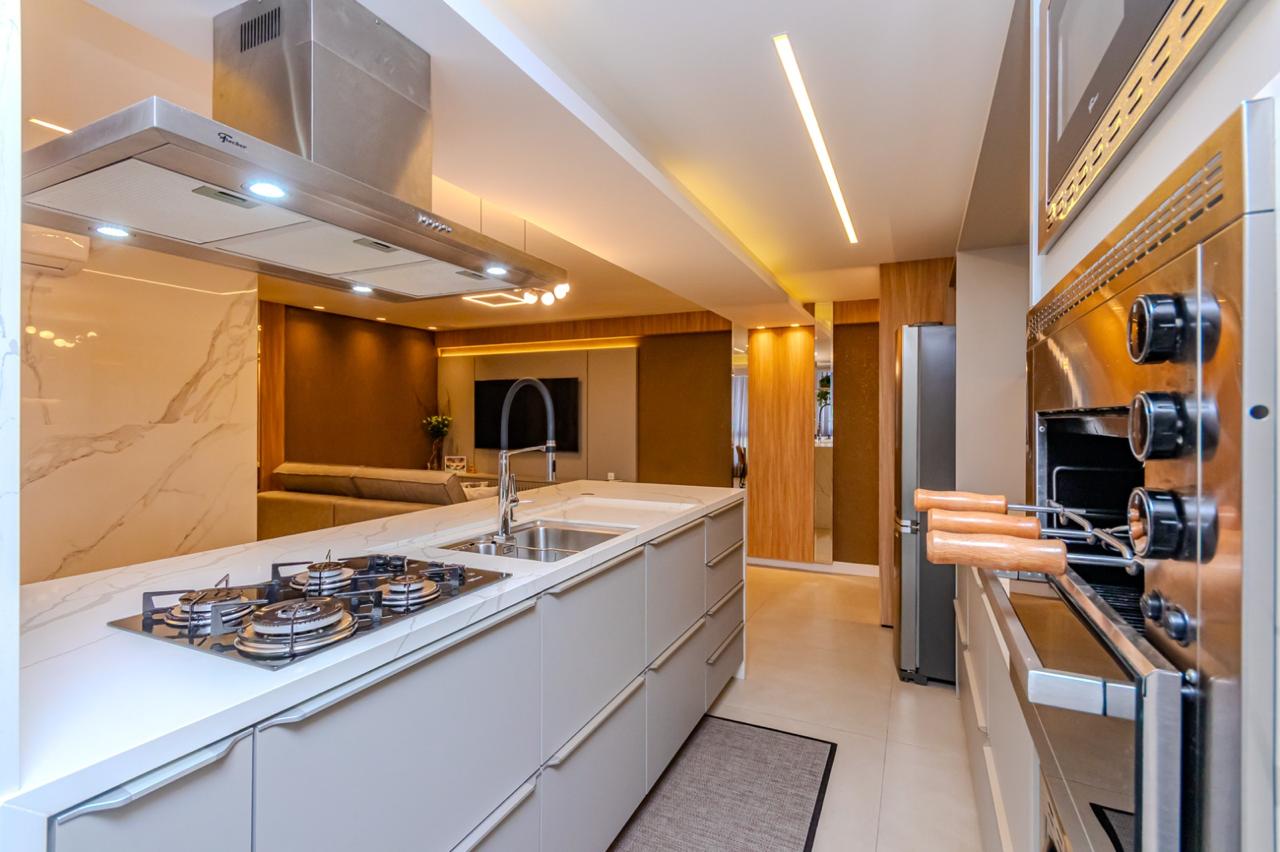 Apartamento Frente Mar no Edifício Saint Tropez à venda na Barra Sul em Balneário Camboriú — foto 5