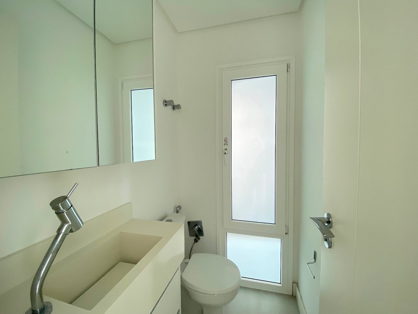 Apartamento Vista Mar no Edifício Camboas Residence à venda no centro de Balneário Camboriú — foto 8