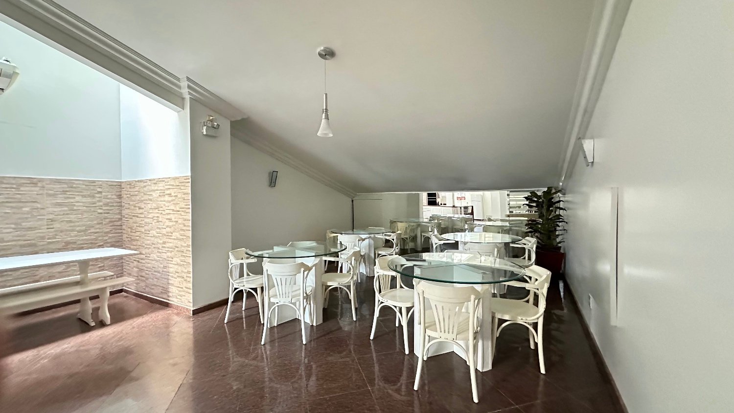 Apartamento no Edifício Vitória Régia à venda no centro em Balneário Camboriú — foto 17