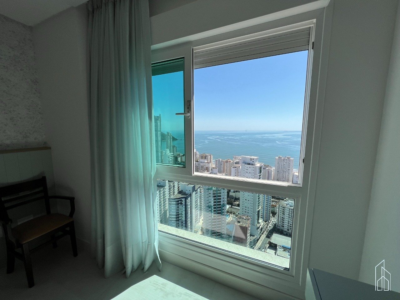 Apartamento no Edifício Camboas Residence à venda no centro de Balneário Camboriú — foto 14