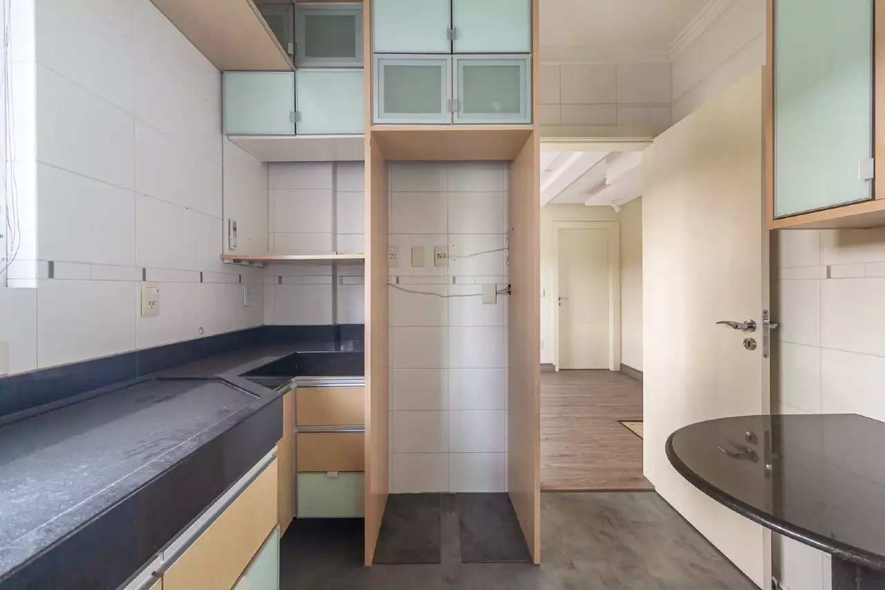 Apartamento no Edifício Residencial Giacomo Puccini à venda no centro de Balneário Camboriú — foto 7