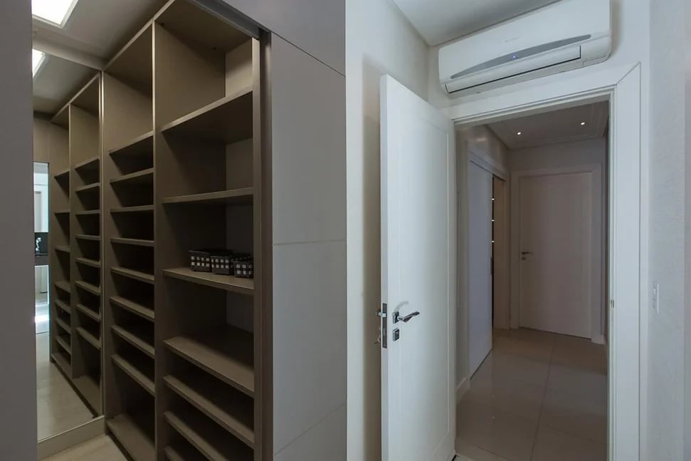 Apartamento no Edifício Villa Serena à venda no centro de Balneário Camboriú — foto 12