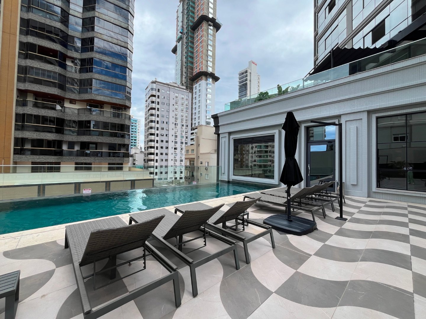 Apartamento no Edifício New York à venda no centro de Balneário Camboriú — foto 34