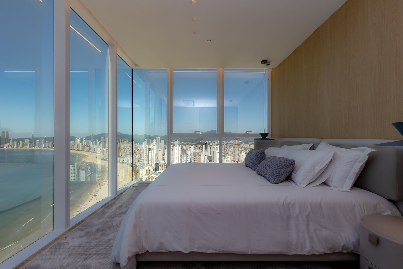 Apartamento Frente Mar no Edifício Boreal Tower à venda no centro de Balneário Camboriú — foto 24