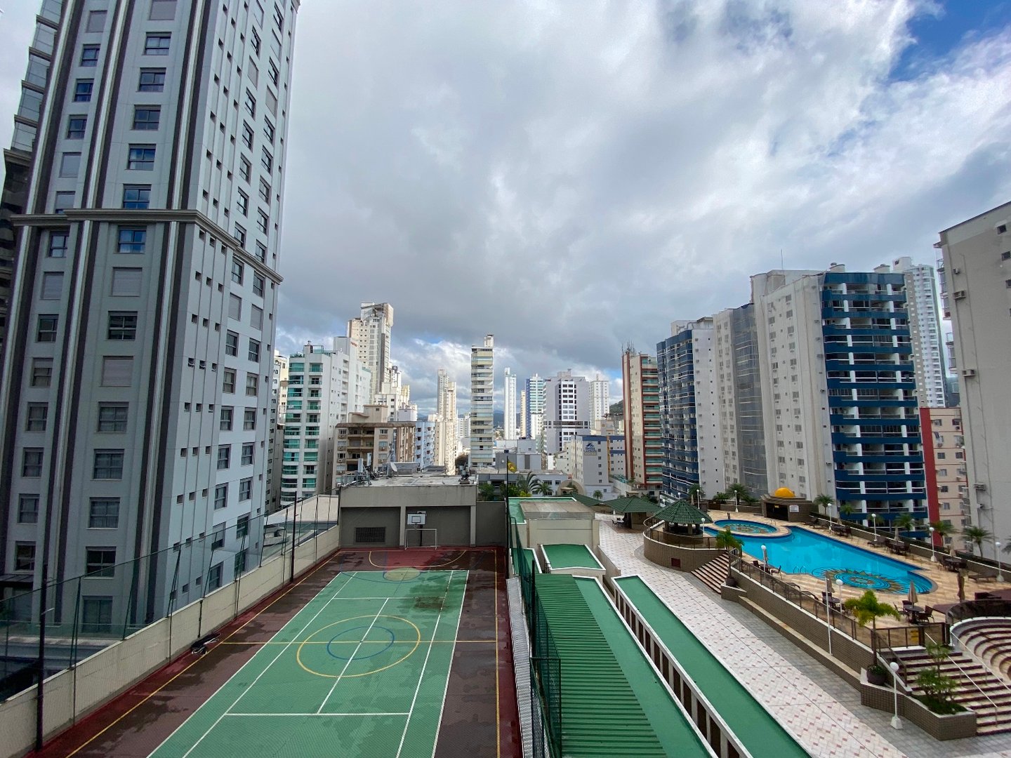 Apartamento no Edifício Atlântico Shopping à venda no centro de Balneário Camboriú — foto 7
