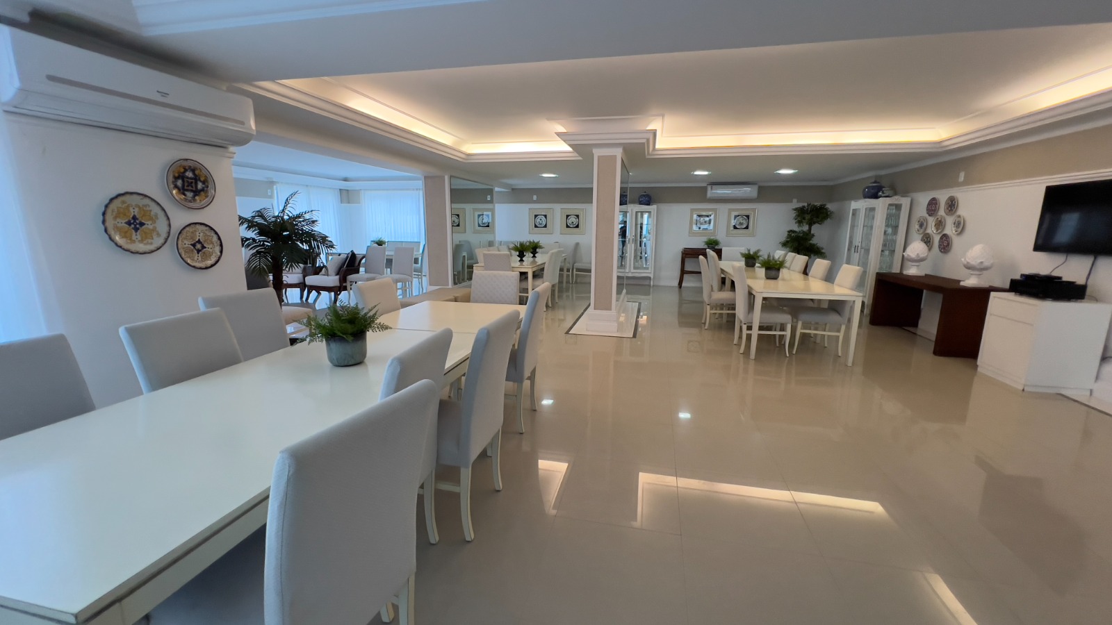 Apartamento Duplex no Edifício Vermont à venda no centro de Balneário Camboriú — foto 27