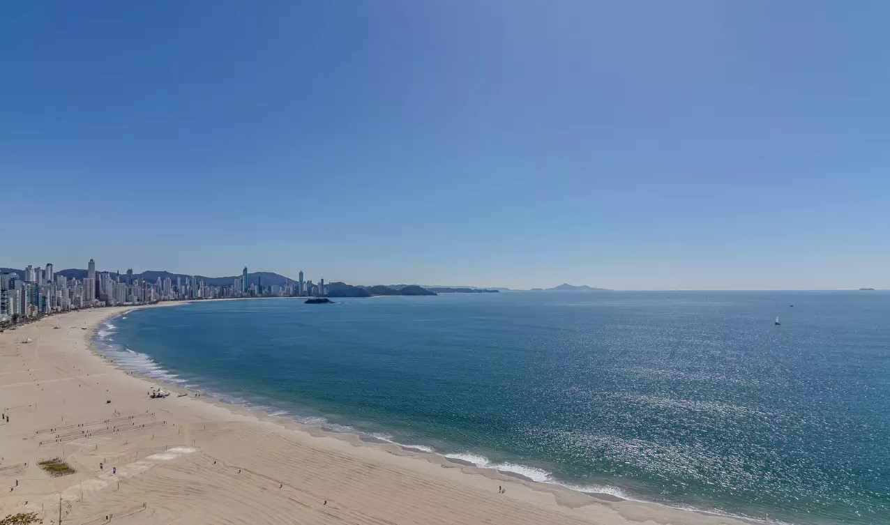 Apartamento no Edifício Renaissance à venda no centro de Balneário Camboriú — foto 12