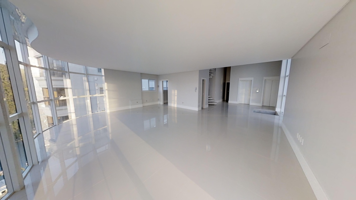 Cobertura Duplex no Edifício Ibiza Towers à venda no centro de Balneário Camboriú — foto 4