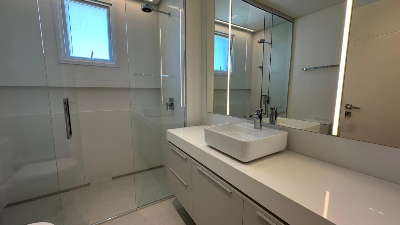 Apartamento vista mar no Edifício Cyano Mare à venda no centro de Balneário Camboriú — foto 19