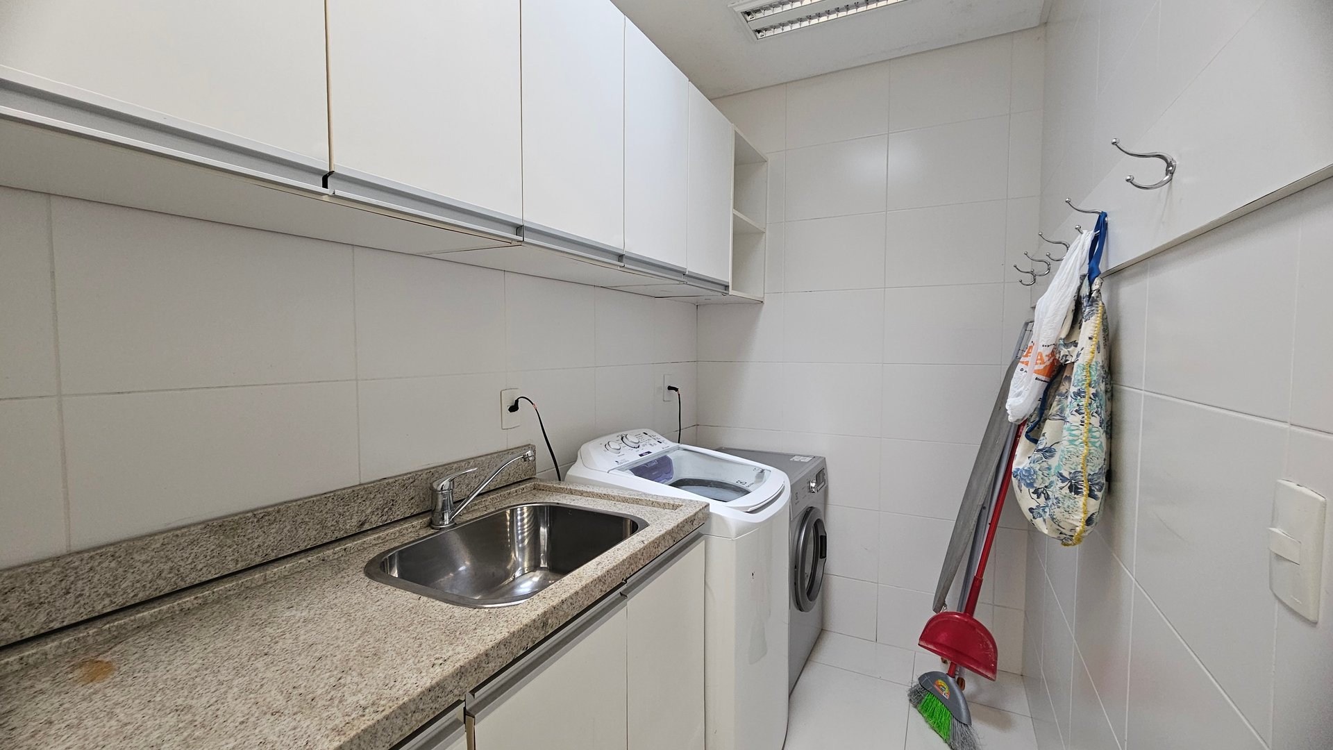 Apartamento no Edifício Chateau de Versailles à venda no centro de Balneário Camboriú — foto 14