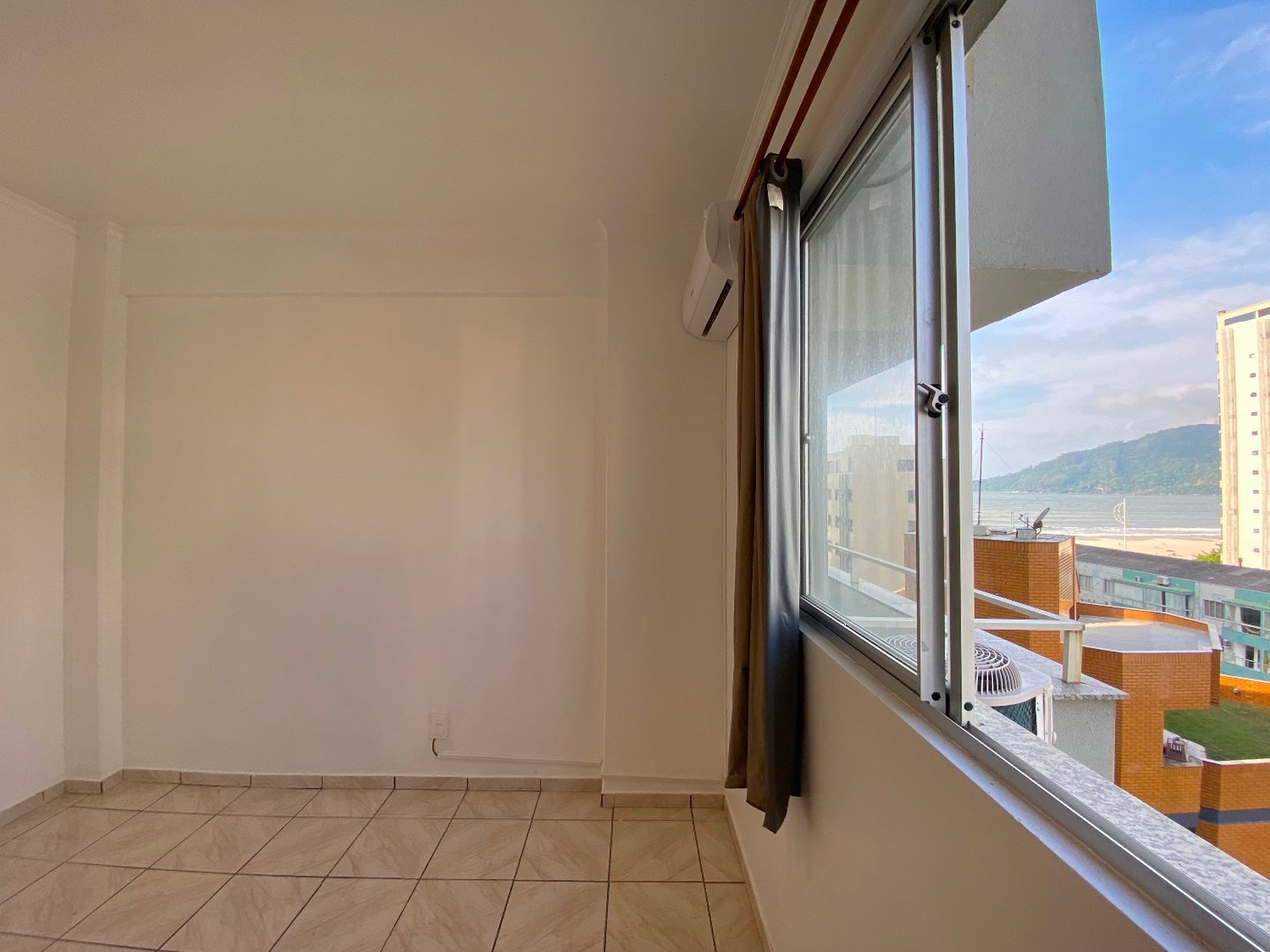 Apartamento no Edifício Marquesado B à venda no centro de Balneário Camboriú — foto 13