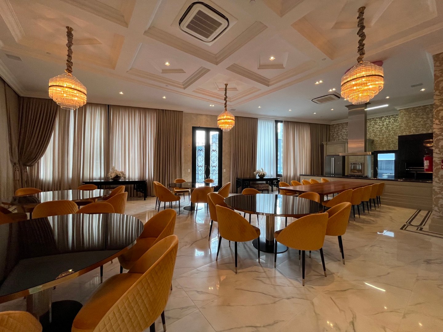 Apartamento no Edifício New York à venda no centro de Balneário Camboriú — foto 48