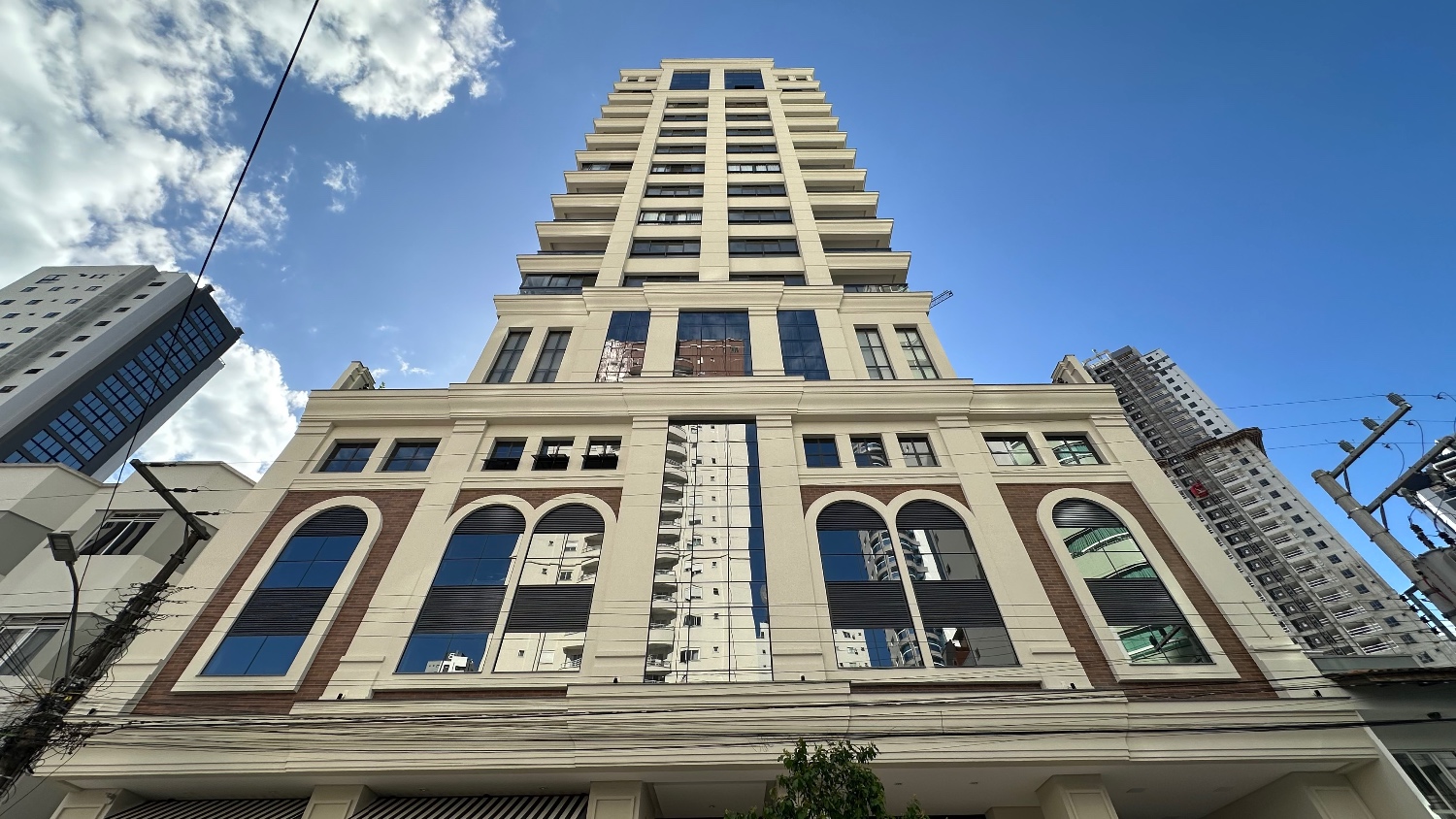 Apartamento no Edifício Hannover Residence à venda na Barra Sul em Balneário Camboriú — foto 34