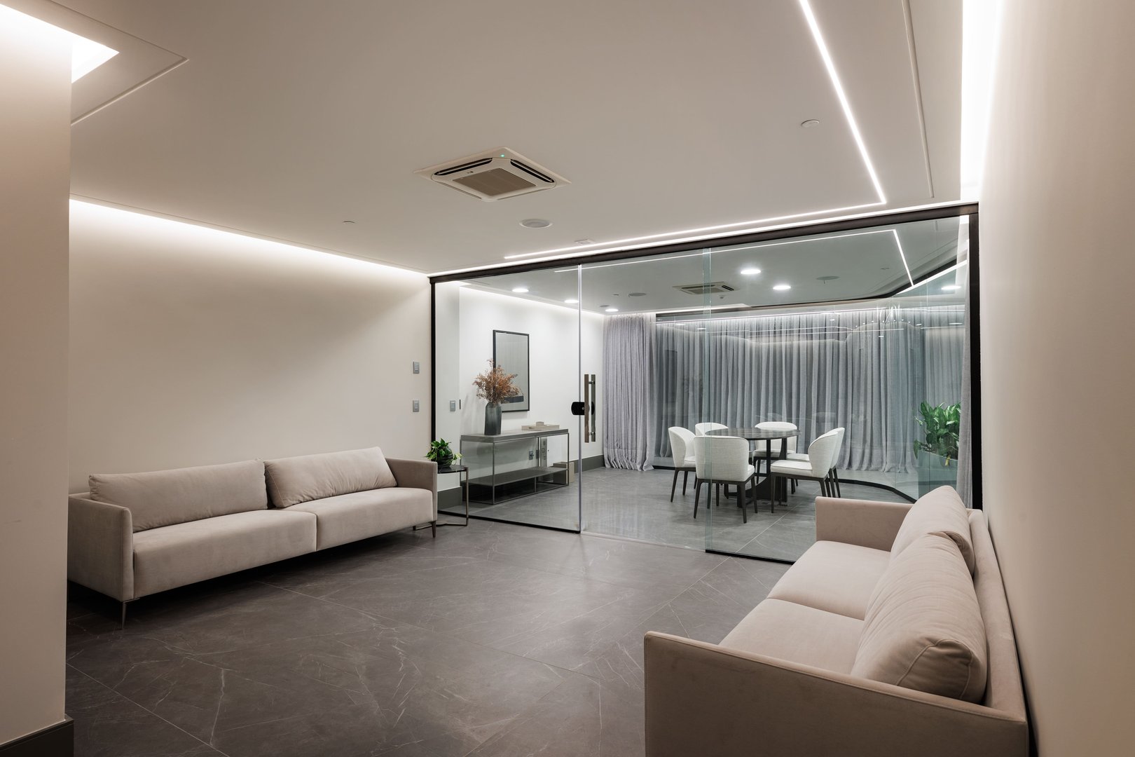 Apartamento Vista Mar no Edifício Yachthouse by Pininfarina à venda na Barra Sul de Balneário Camboriú — foto 25