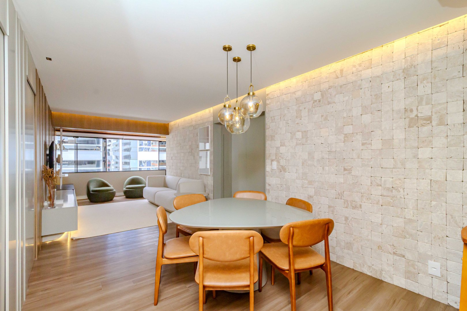 Apartamento no Edifício Caminho do Mar à venda no centro de Balneário Camboriú — foto 11